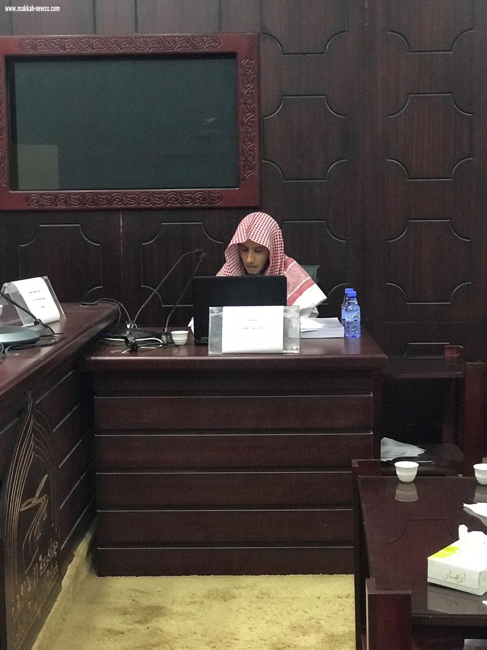المهدلي ينال درجة الماجستير مع مرتبة الشرف الأولى  