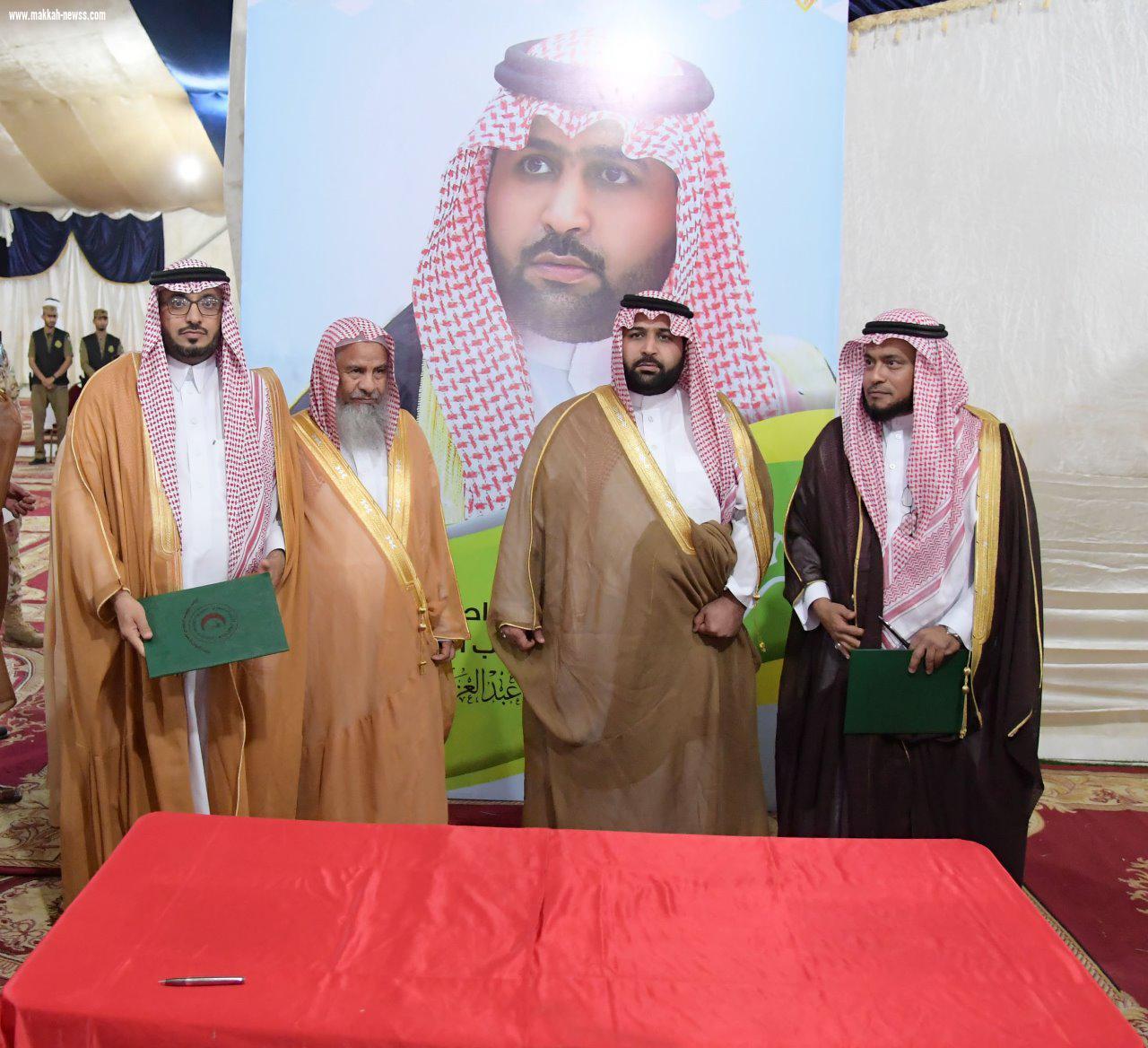 نائب أمير منطقة جازان يدشن معرض واعي جمعية التوعية بأضرار القات