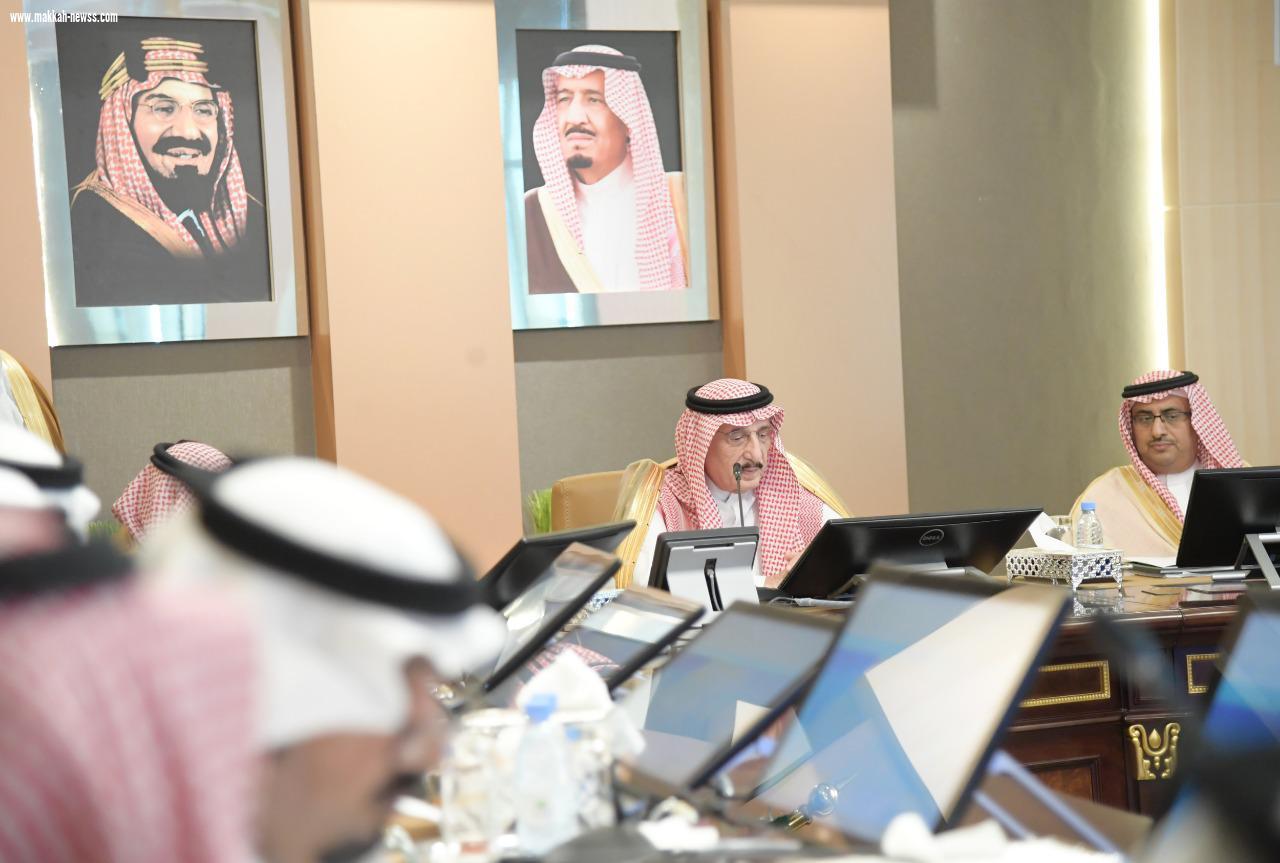 أمير منطقة جازان يرأس الاجتماع الدوري للمحافظين