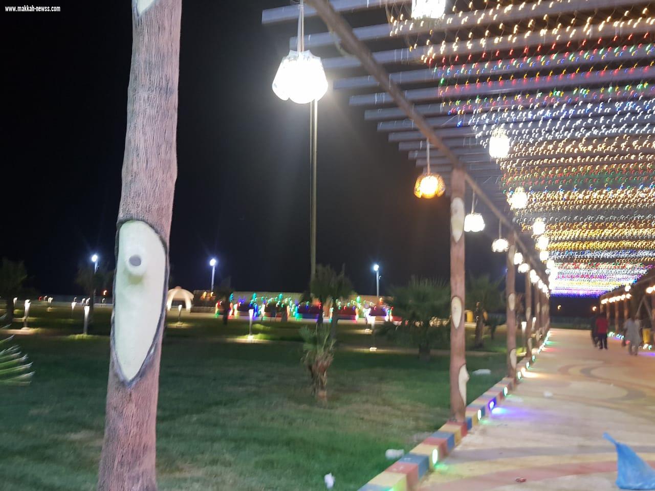 بلدية القفل تزين الحدائق والميادين استعداداً لعيد الفطر المبارك