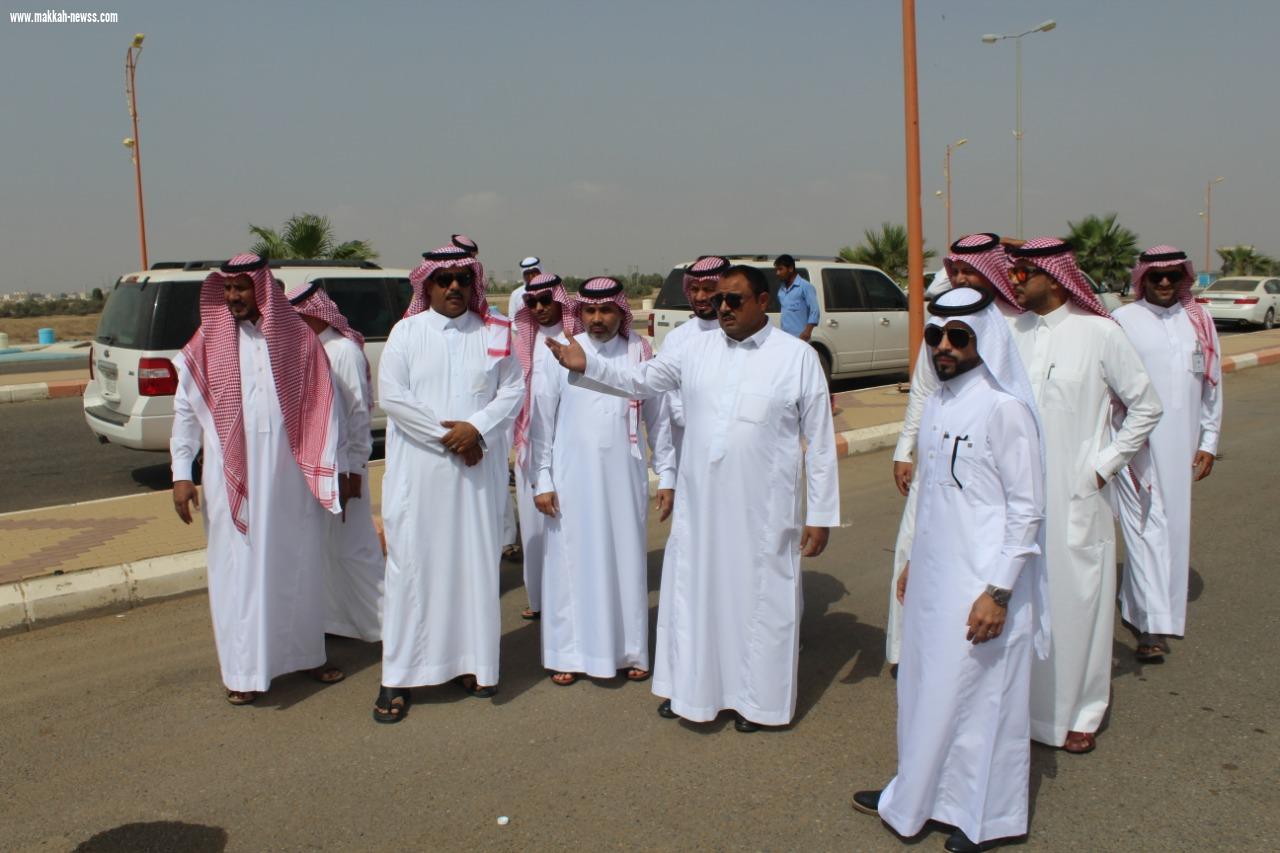 رئيس بلدية الطوال يدشن مشروع النظافة بالمحافظة وقراها بقيمة أكثرمن٦٠مليون ريال