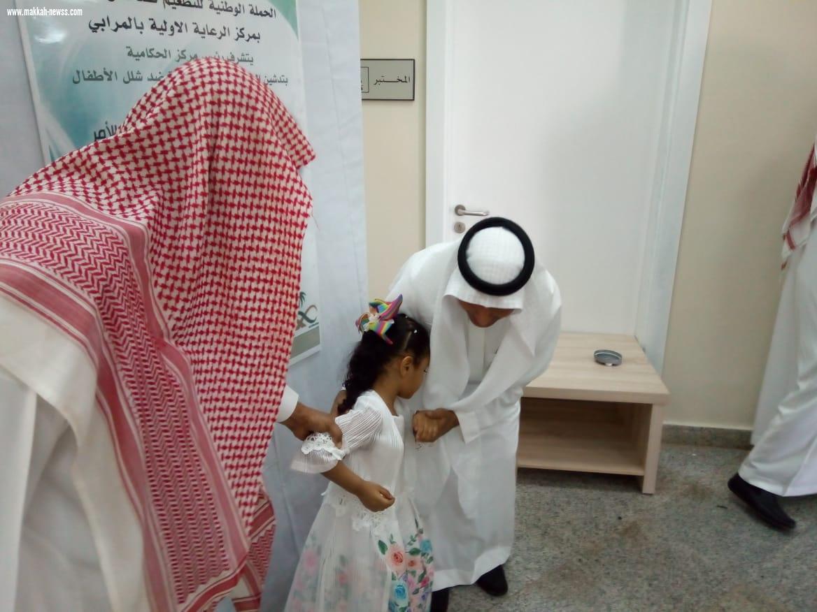 العواجي يدشن حملة جرعة شلل الأطفال 