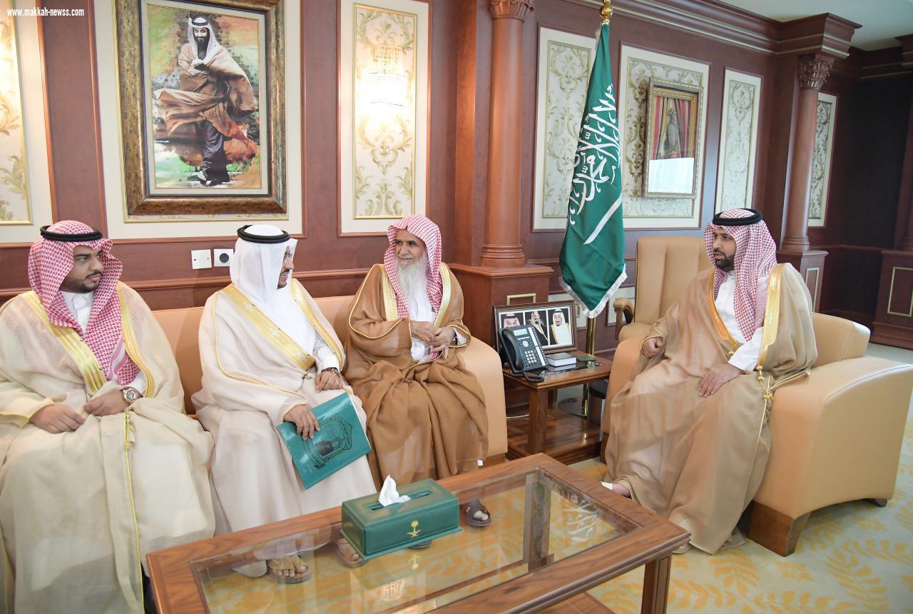 نائب أمير جازان يستقبل فضيلة مفتي المنطقة ومدير الفرع المعين 