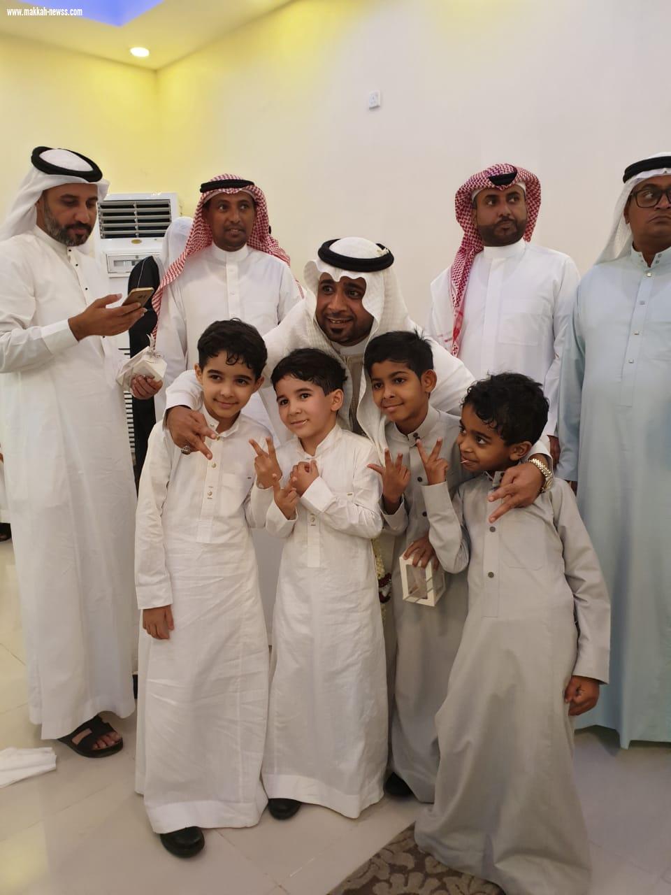الشاب علي حمد ابوشعقة يعقد قرانه في عروس البحر الأحمر 