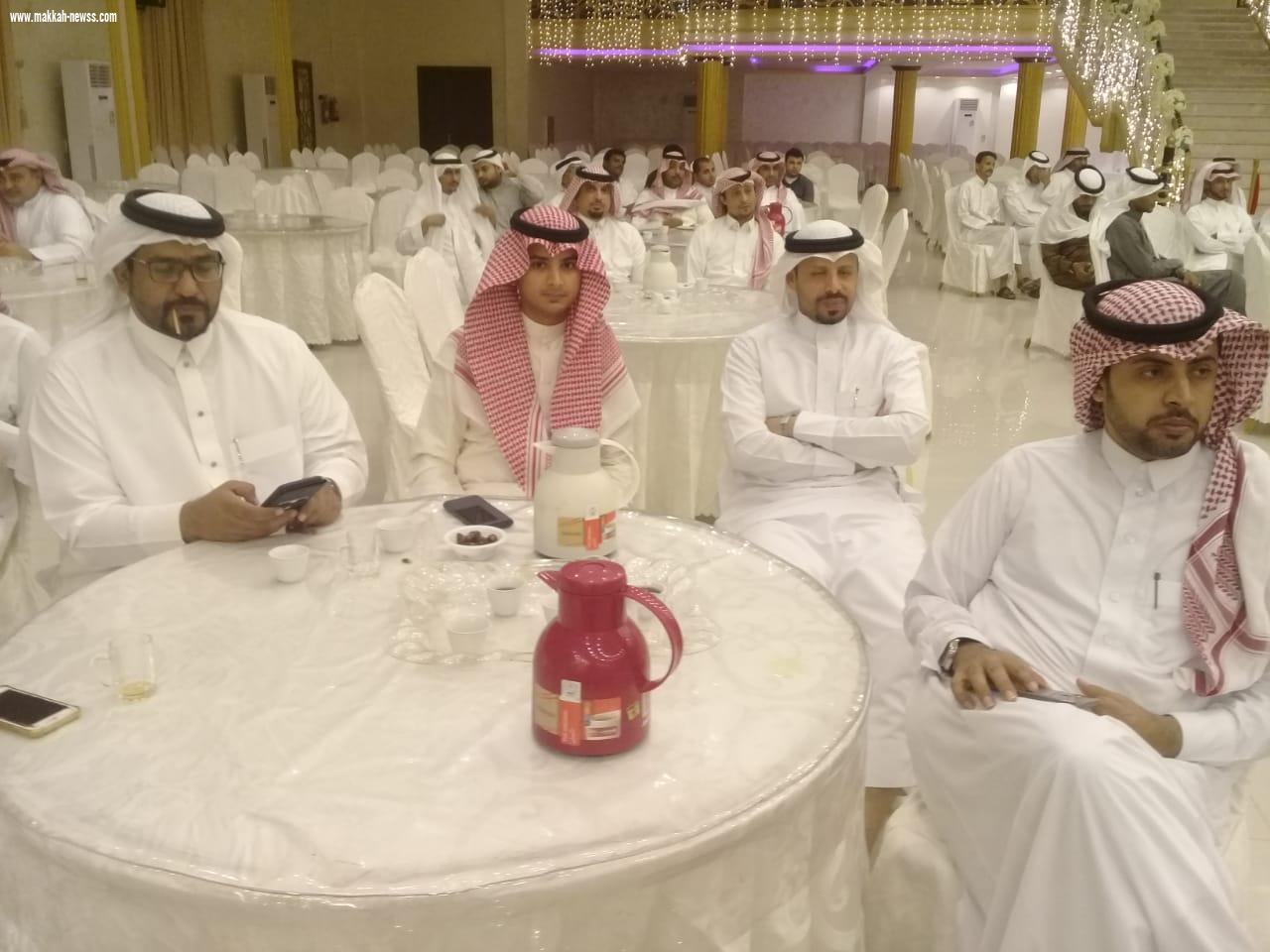 عبدالله الظافري يحتفل بحصوله  على شهادة الدكتواره من الجامعة الملكية بأستراليا