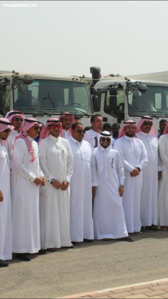 رئيس بلدية الطوال يدشن مشروع النظافة بالمحافظة وقراها بقيمة أكثرمن٦٠مليون ريال