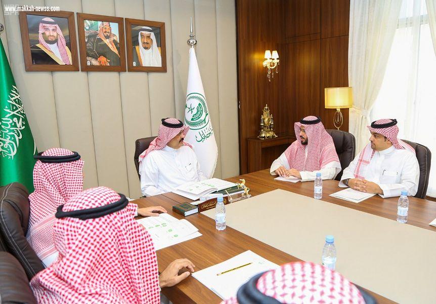 سمو أمير حائل يعقد اجتماعًا مع فريق عمل منظومة الريادة السعودية