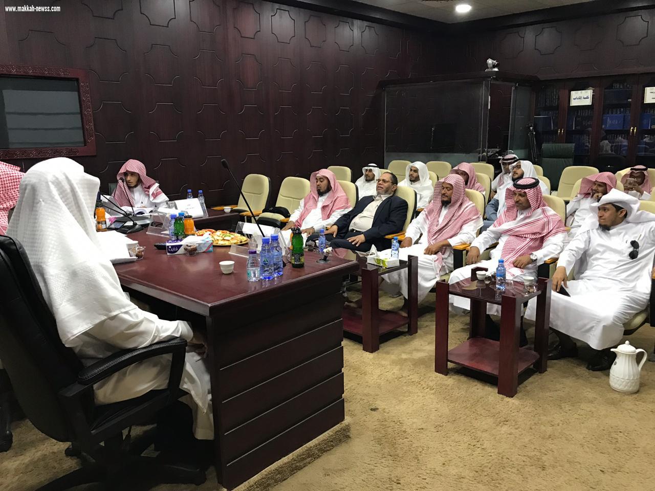 المهدلي ينال درجة الماجستير مع مرتبة الشرف الأولى  