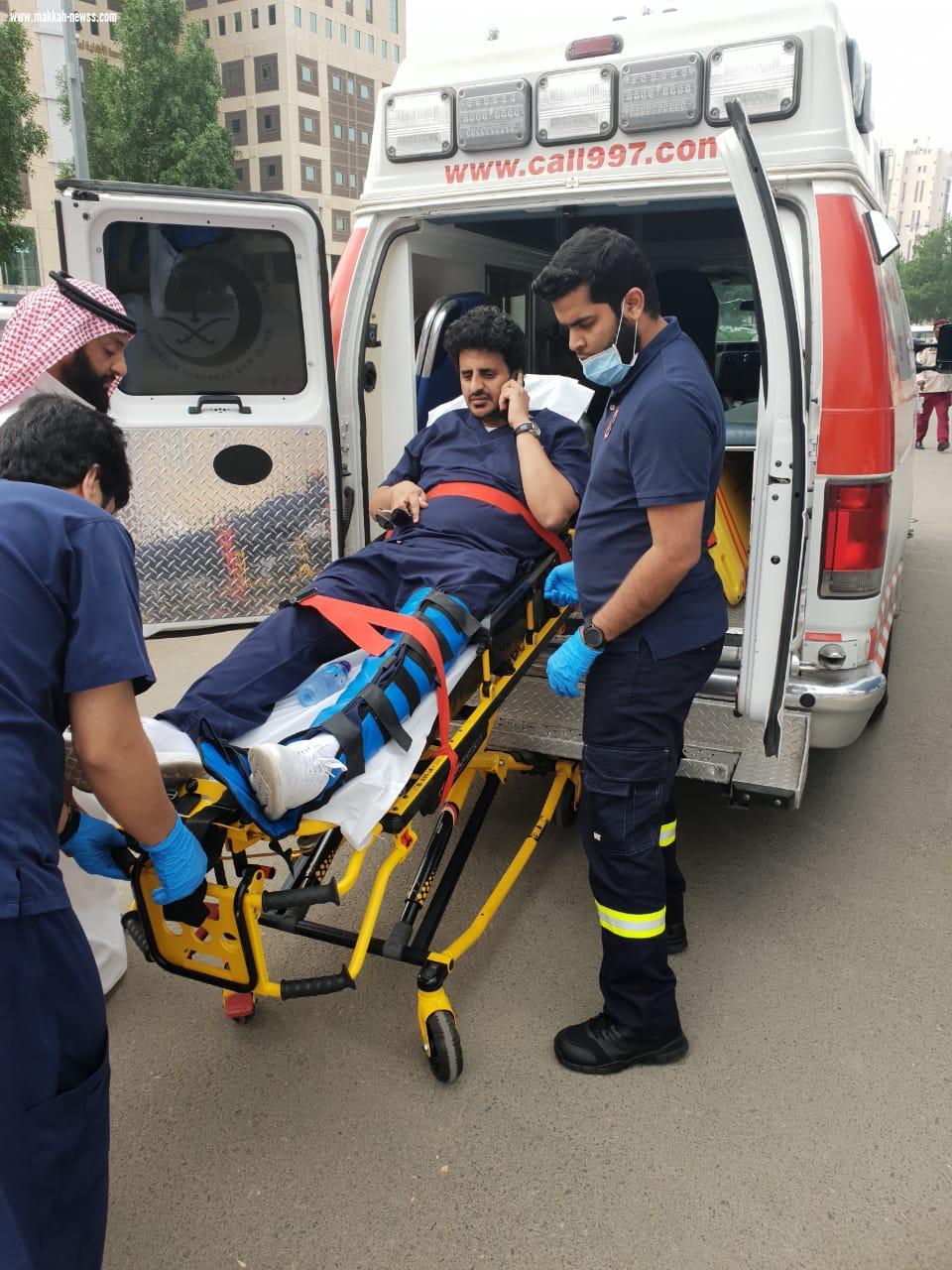 زلة قدم تغلق البوابة الإلكترونية الذكية على ساق مريض والصحة تؤكد المصاب سليم ولا خلل في البوابات