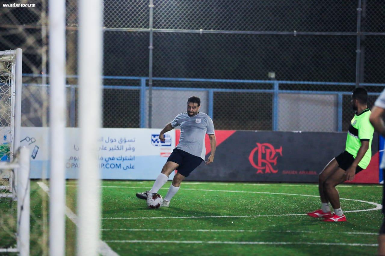 أبحر جدة تحتضن بطولة كرة قدم تنشيطية لـالأساتذة وبمشاركة  للاعبين فوق سن 35 عاماً و بحضور لاعبين سابقين