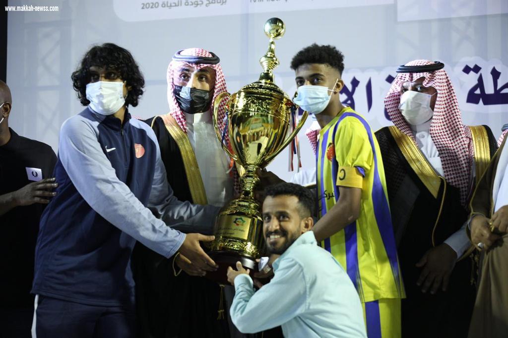 سمبدوريا وأمجاد الخشبية أبطال دوري وكأس أحياء جازان