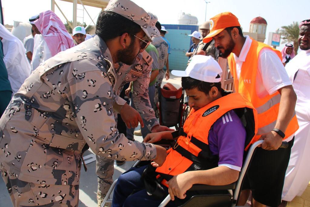 بالشراكة مع مركزالتأهيل الشامل بجازان وحرس الحدود بمنطقه جازان  تم تدشين شاطئ ومسبح لذوي الاحتياجات الخاصه ذوي الهمم