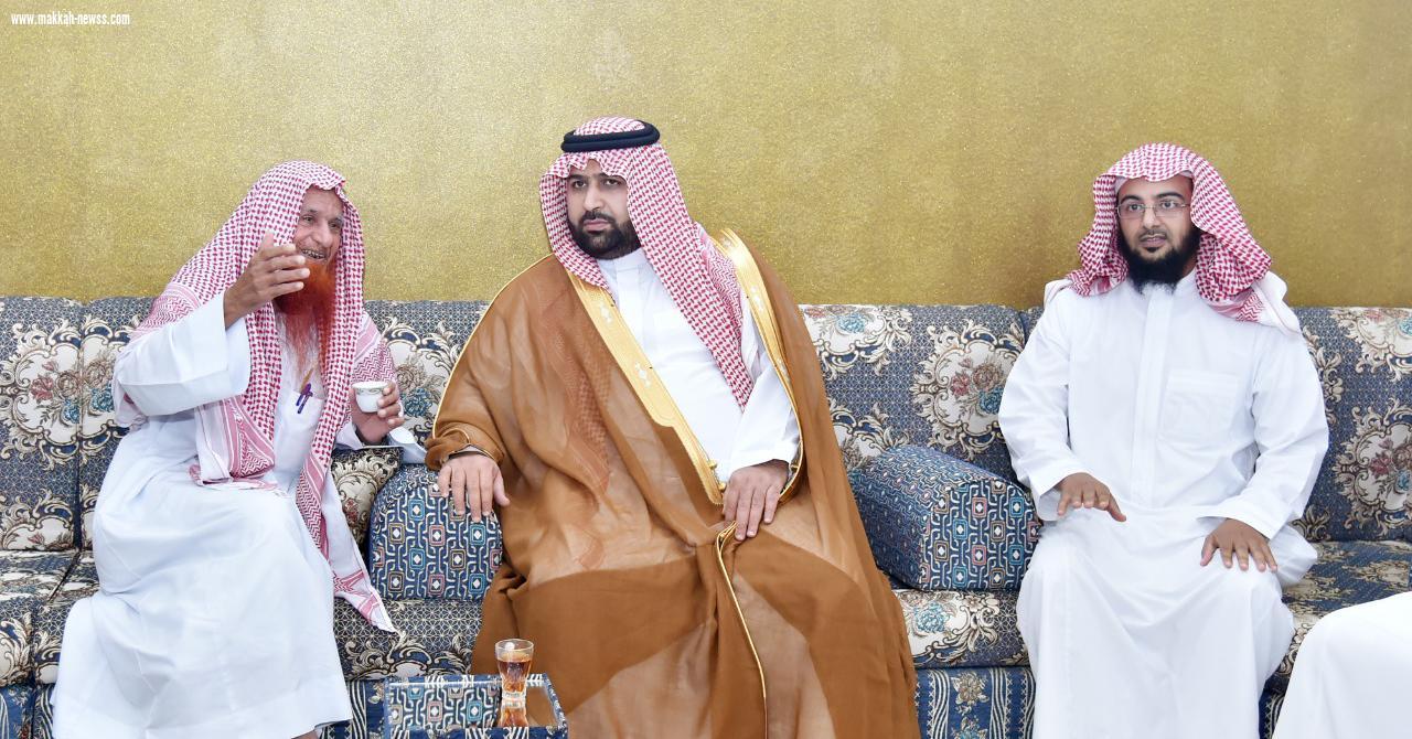نائب أمير منطقة جازان يعزي الشيخ مطاعن شيبة في وفاة أخيه 