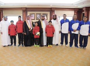 امير جازان بالنيابة يطلق منافسات دوري المدارس التابعة لتعليم جازان