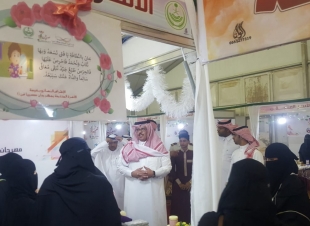 محافظ صبيا يزور خيمة الأسر المنتجة بمهرجان صبيا فن٦