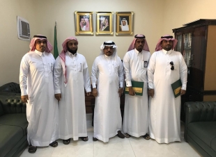 محافظ بيش يشهد اتفاقية تعاون بين جمعية البر والضمان الاجتماعي بمحافظة بيش ومجمع صرح التوفيق الطبي