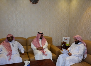 المدخلي يستقبل محافظ الريث