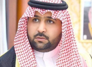 نائب أمير منطقة جازان ينقل تعازي القيادة لذوي الشهيد العريف بندر هزازي 