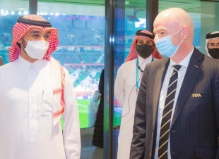 حضر نهائي مونديال الأندية في الدوحة الفيصل يزور اللجنة الأولمبية القطرية واستاد البيت