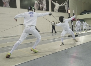 تتويج أبطال عمومي المبارزة