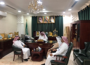 محافظ صبيا يستقبل مدير عام البريد السعودي بالمنطقة