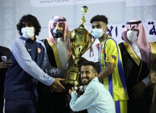 سمبدوريا وأمجاد الخشبية أبطال دوري وكأس أحياء جازان