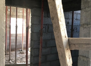جمعية البر بـ عمود الريث تنشئ السكن الملائم للأم وأبنائها الثمانية 