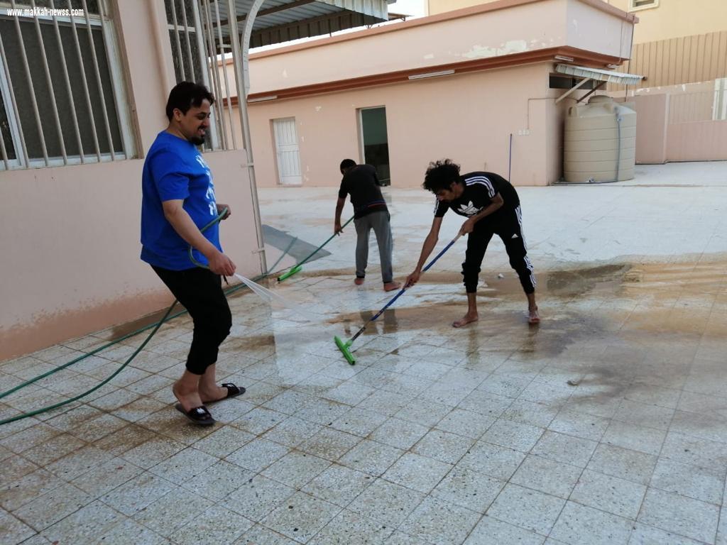 نادي حي الإمام عاصم يُقيم برنامج ” بيوت الله عناية وعبادة 