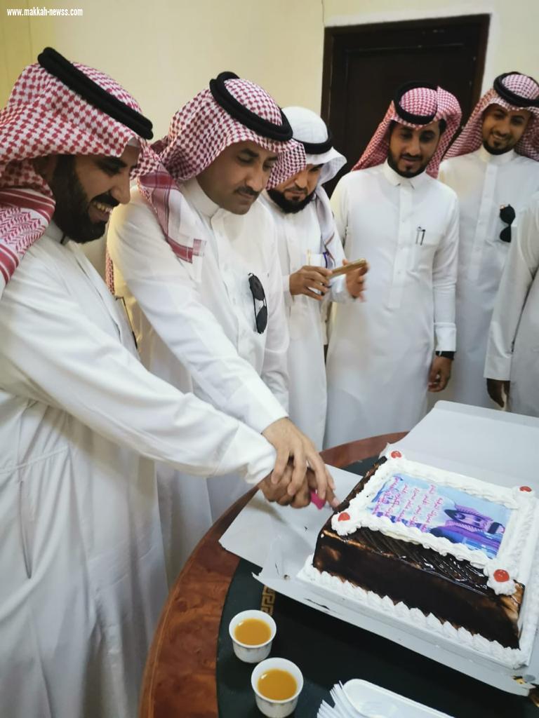 رئيس المجلس البلدي بالعارضة محزري واعضاء المجلس يهنئون التليدي على الترقية