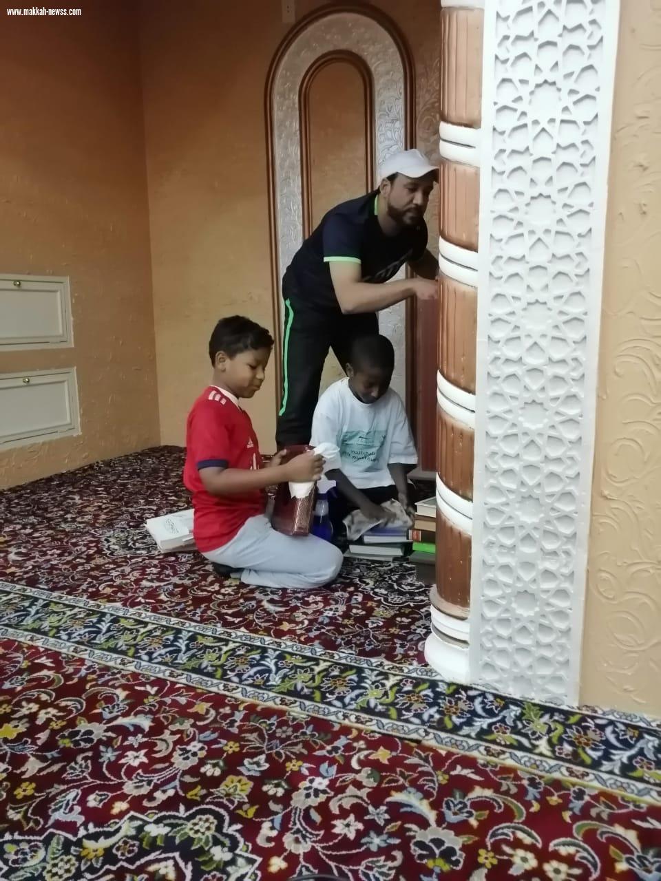 نادي حي الإمام عاصم يُقيم برنامج ” بيوت الله عناية وعبادة 