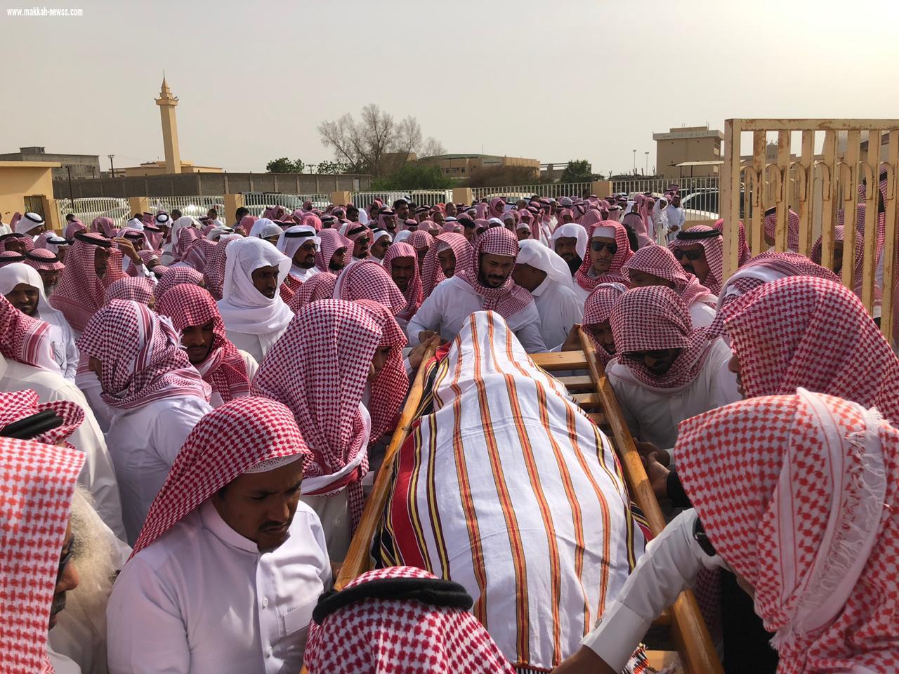 جموع غفيرة من الحد الجنوبي تشيع