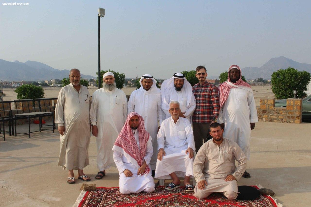 زهراء مكة  ينظم برنامج متع ناظريك ببكة