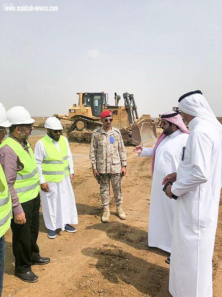 سمو أمير جازان بالنيابة يتفقد مشروع توسعة وتأهيل مدرجات ومواقف الطائرات بمطار الملك عبدالله الحالي