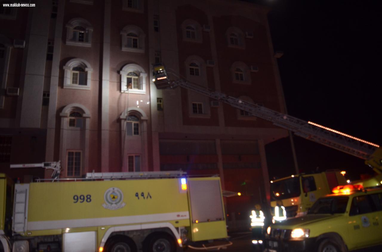 مدني تبوك يخمد حريق في تبوك ويعالج اربع حالات في الموقع 