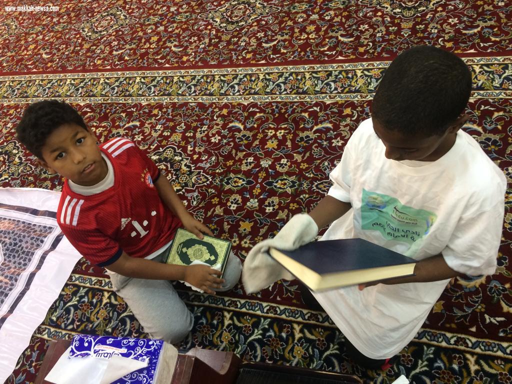 نادي حي الإمام عاصم يُقيم برنامج ” بيوت الله عناية وعبادة 