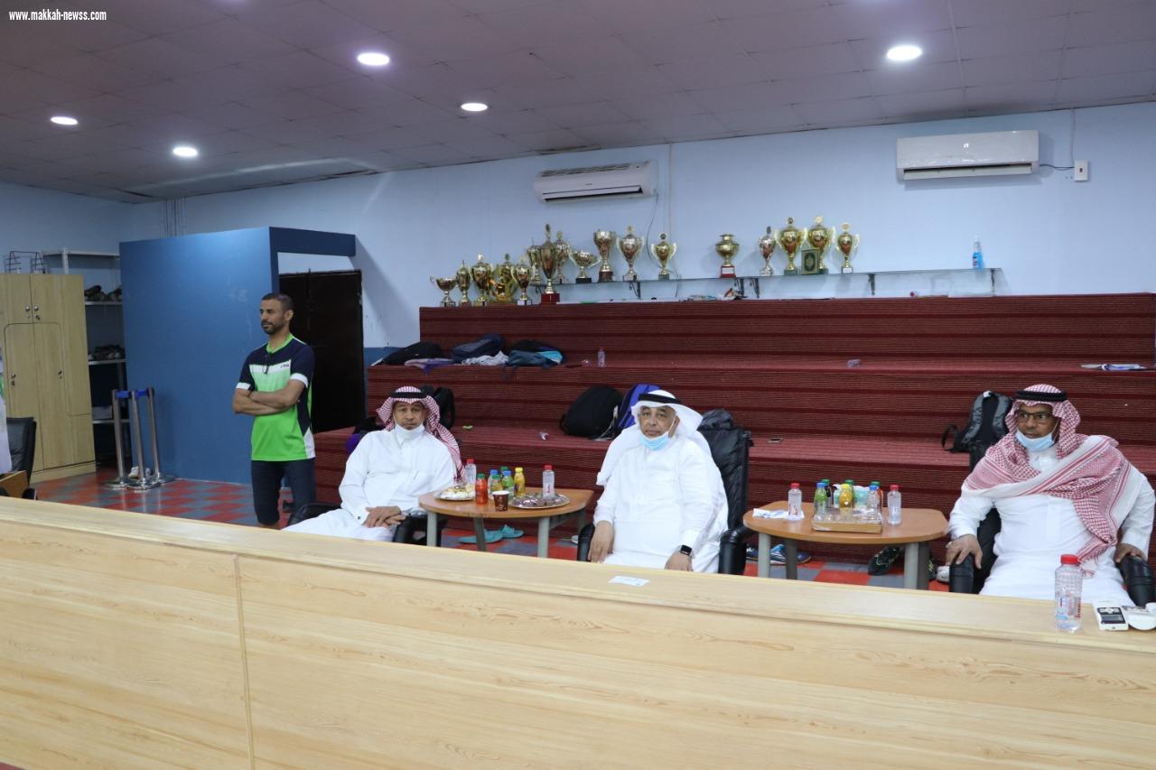 الجاسم والجري و النصر  يزورون معسكر طاولة الأخضر بالإحساء