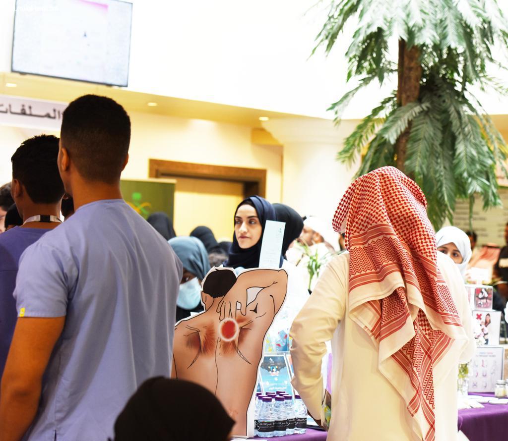 مستشفى شرق جدة تشارك في اليوم العالمي للعلاج الطبيعي تحت شعار الألم المزمن ودور العلاج الطبيعي في السيطرة عليه 