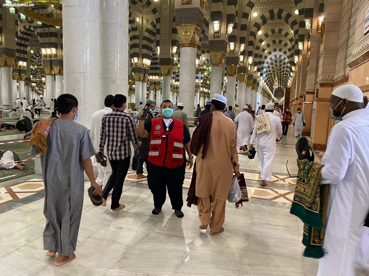 فريق التطوع بهلال المدينة المنورة  يستمر في اداء رسالته في مساجد منطقة المدينة المنورة 