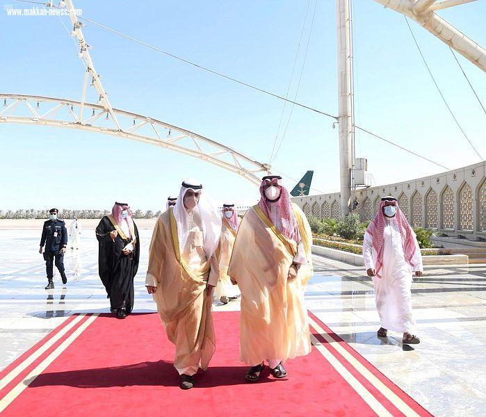 (سمو أمير دولة الكويت الشقيقة يستقبل الأمير تركي بن محمد بن فهد  )