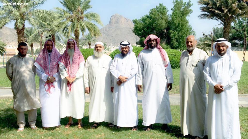 زهراء مكة  ينظم برنامج متع ناظريك ببكة