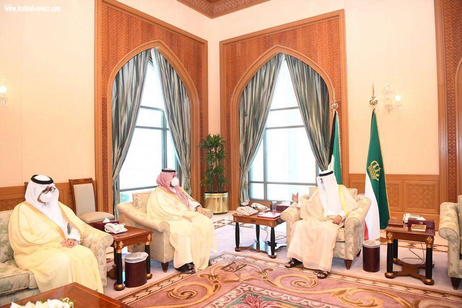 (سمو أمير دولة الكويت الشقيقة يستقبل الأمير تركي بن محمد بن فهد  )