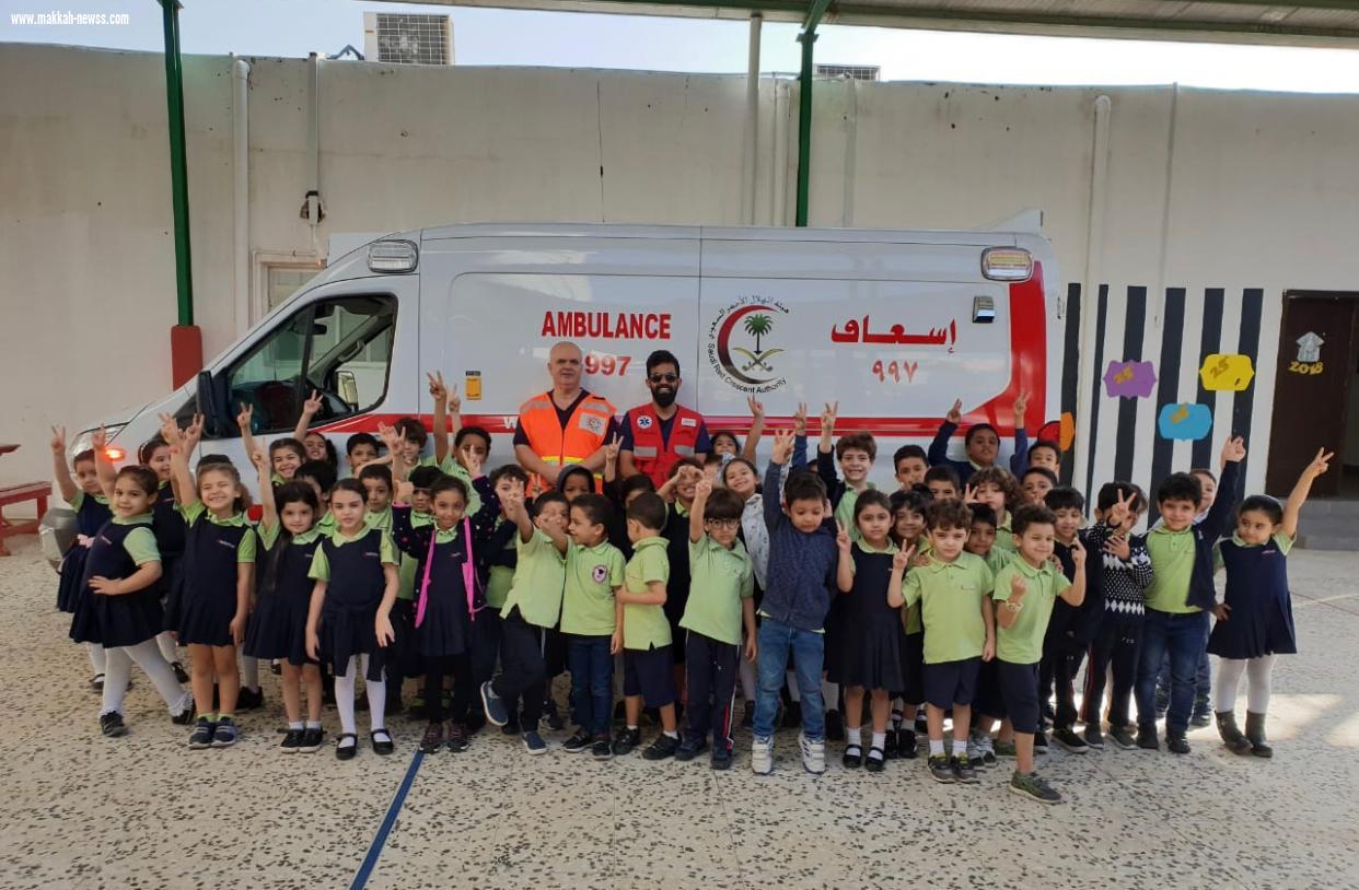 قسم التوعية والإعلام بهيئة الهلال الأحمر السعودي بمحافظة جدة يزور مدارس الفيصل العالمية 