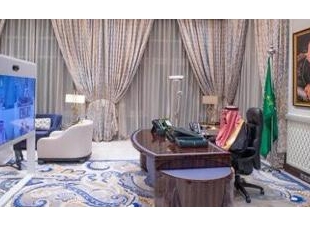 (أمام خادم الحرمين الشريفين.. عدد من السفراء المعينون حديثًا لدى الدول الشقيقة والصديقة يؤدون القسم )