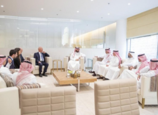 توقيع اتفاقية بين حكومة المملكة والمنتدى الاقتصادي العالمي 