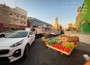 أمانة جدة تواصل حملتها على الباعة الجائلين بنطاق العزيزية