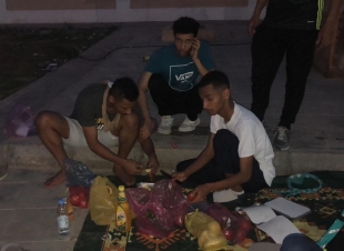 في ليلة الوفاء أعيان وأهالي قبيلة الدوشي يحتفون بشيخ قبيلتهم