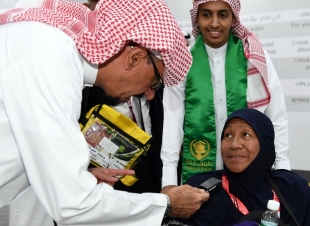 حجاج مبادرة طريق مكة : المبادرة اختصرت زمن إجراءات رحلة الحج في دقائق