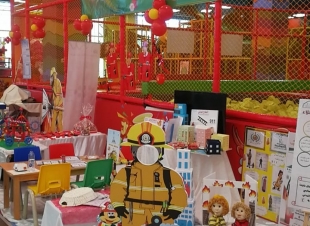 ادارة الطفولة المبكرة قسم الحضانات بمكة المكرمة تختتم فعالية اليوم العالمي للدفاع المدني بركن (سلامة الأطفال غايتنا)