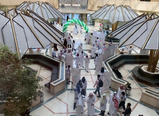  كلية الطب بجامعة الملك عبدالعزيز تنظم فعالية انقذ سيجارة 