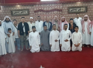 المكتب التعاوني للدعوة وتوعية الجاليات ببيش يعلن إسلام ( 4 ) أشخاص